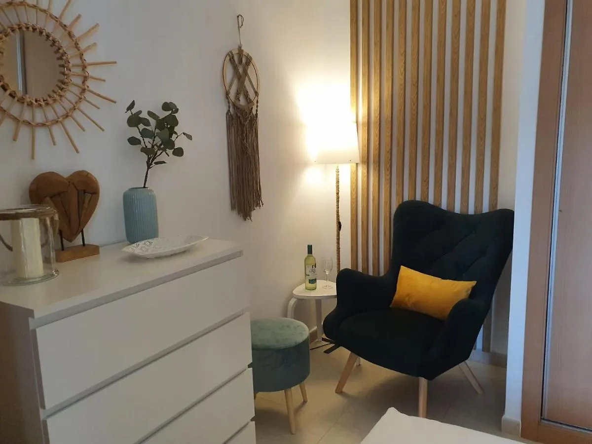 דירות ורה Laguna Beach Ground Floor Bungalow