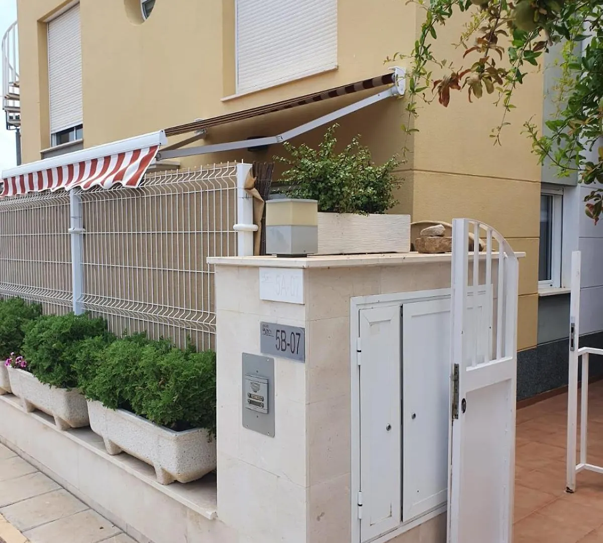דירות ורה Laguna Beach Ground Floor Bungalow 0*,  ספרד