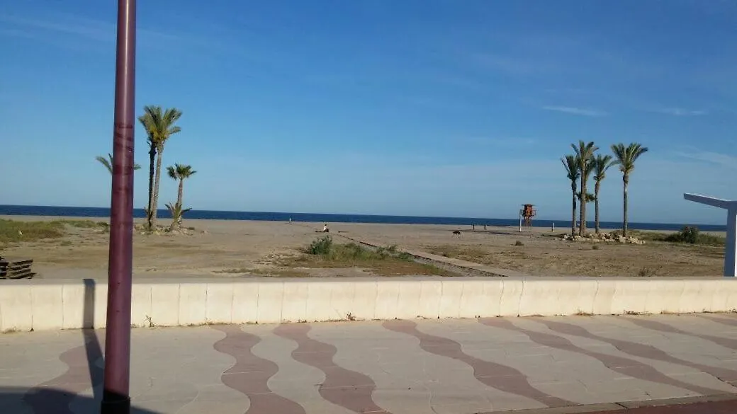 Laguna Beach Ground Floor Bungalow Apartman Vera